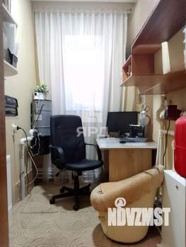 Дом 200м², 3-этажный, участок 3 сот.  