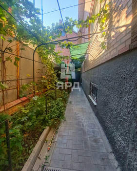 Дом 320м², 2-этажный, участок 5 сот.  