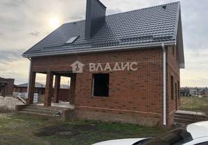 Дом 140м², 2-этажный, участок 3 сот.  