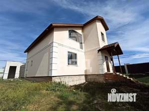 Дом 218м&sup2;, 2-этажный, участок 6 сот.  