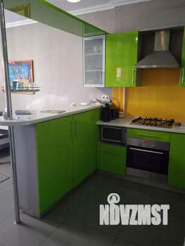 Дом 96м², 2-этажный, участок 3 сот.  