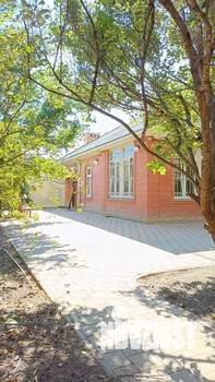 Дом 213м², 1-этажный, участок 12 сот.  