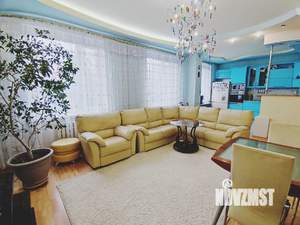 Дом 340м², 3-этажный, участок 5 сот.  