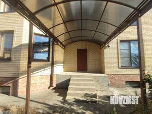 Дом 390м², 3-этажный, участок 8 сот.  