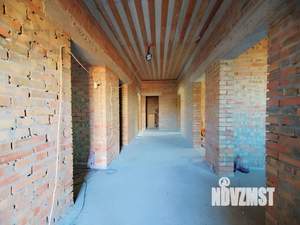 Дом 205м&sup2;, 2-этажный, участок 6 сот.  