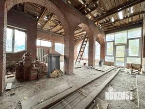 Дом 250м&sup2;, 3-этажный, участок 2 сот.  