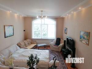 Дом 151м², 2-этажный, участок 3 сот.  