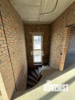 Дом 105м², 2-этажный, участок 4 сот.  