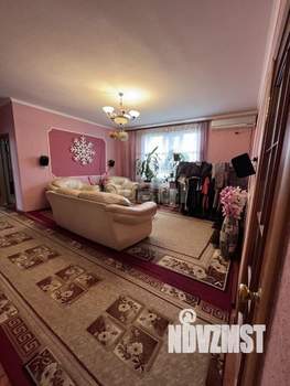 Дом 260м&sup2;, 2-этажный, участок 3 сот.  