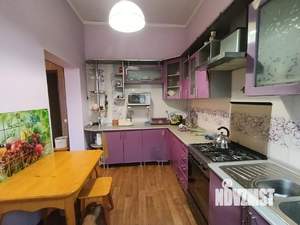 Дом 180м², 3-этажный, участок 6 сот.  