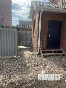 Дом 100м&sup2;, 2-этажный, участок 3 сот.  