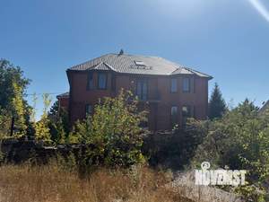 Дом 300м&sup2;, 2-этажный, участок 10 сот.  