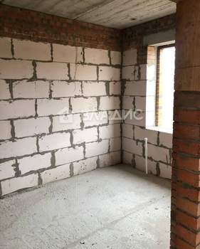 Дом 140м², 2-этажный, участок 3 сот.  