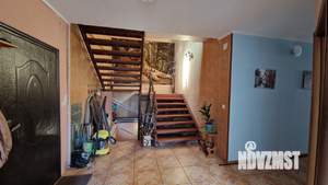 Дом 256м&sup2;, 3-этажный, участок 9 сот.  