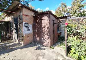 Дом 97м&sup2;, 2-этажный, участок 4 сот.  