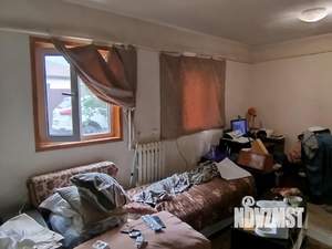 Дом 40м², 2-этажный, участок 6 сот.  