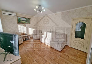 Дом 128м&sup2;, 2-этажный, участок 3 сот.  