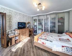 Дом 70м², 2-этажный, участок 1 сот.  