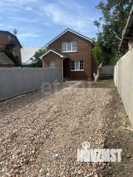 Дом 100м&sup2;, 2-этажный, участок 3 сот.  