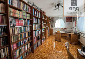 Дом 250м², 3-этажный, участок 6 сот.  