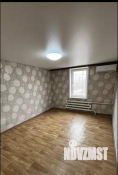 Дом 70м&sup2;, 2-этажный, участок 1 сот.  