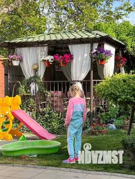 Дом 220м², 2-этажный, участок 4 сот.  