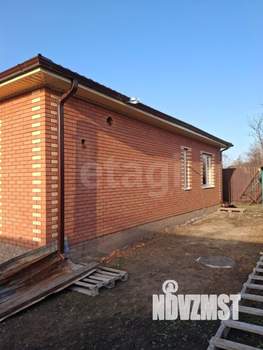 Дом 100м&sup2;, 1-этажный, участок 6 сот.  