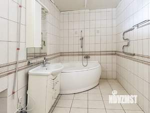 Дом 300м², 2-этажный, участок 18 сот.  