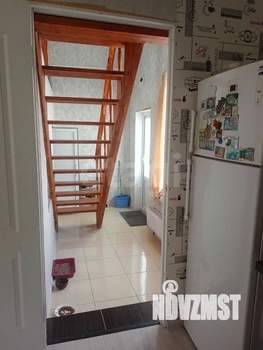 Дом 94м&sup2;, 2-этажный, участок 3 сот.  