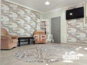 Дом 200м², 3-этажный, участок 3 сот.  