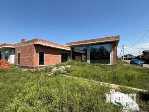 Дом 201м², 1-этажный, участок 6 сот.  