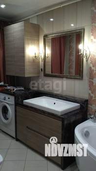 Дом 120м², 2-этажный, участок 6 сот.  