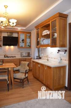 Дом 190м&sup2;, 2-этажный, участок 8 сот.  