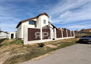 Дом 218м², 2-этажный, участок 6 сот.  