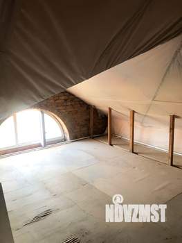 Дом 250м&sup2;, 2-этажный, участок 5 сот.  