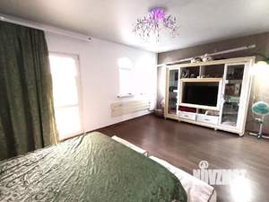 Дом 180м², 3-этажный, участок 1 сот.  