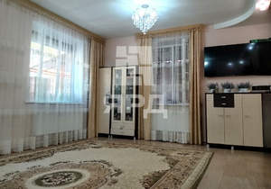 Дом 200м², 3-этажный, участок 3 сот.  