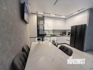 Дом 137м², 2-этажный, участок 2 сот.  