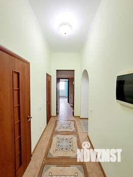 Дом 450м², 2-этажный, участок 4 сот.  
