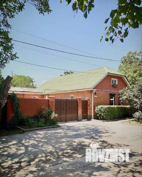 Дом 220м², 2-этажный, участок 4 сот.  