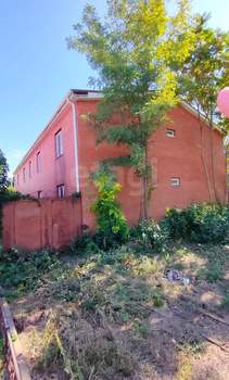 Дом 459м&sup2;, 2-этажный, участок 3 сот.  