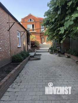 Дом 250м², 2-этажный, участок 5 сот.  