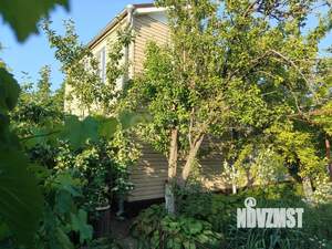 Дом 110м&sup2;, 2-этажный, участок 6 сот.  