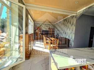 Дом 234м², 2-этажный, участок 4 сот.  