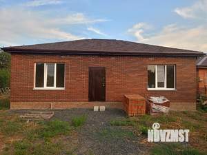 Дом 80м&sup2;, 1-этажный, участок 6 сот.  