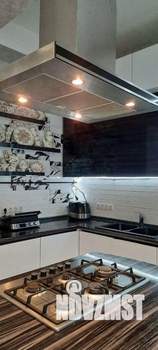 Дом 410м², 3-этажный, участок 6 сот.  