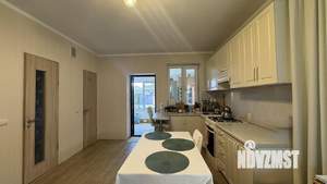 Дом 155м², 2-этажный, участок 6 сот.  