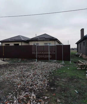 Дом 76м&sup2;, 1-этажный, участок 3 сот.  