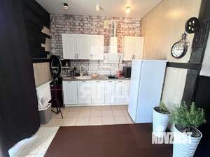 Таунхаус 180м², 2-этажный, участок 6 сот.  