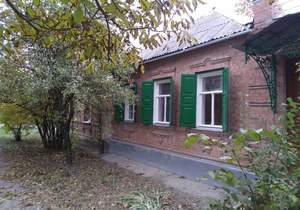 Дом 70м², 2-этажный, участок 6 сот.  